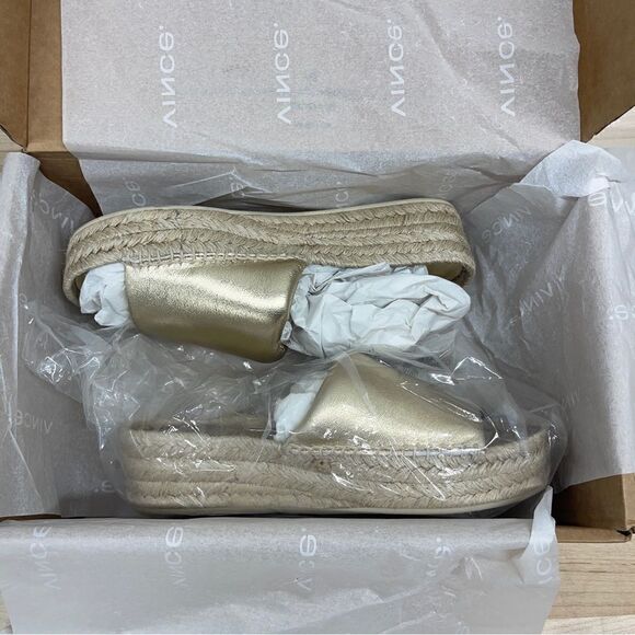 Vince

Jesse Sandals  - Picture 5 of 7